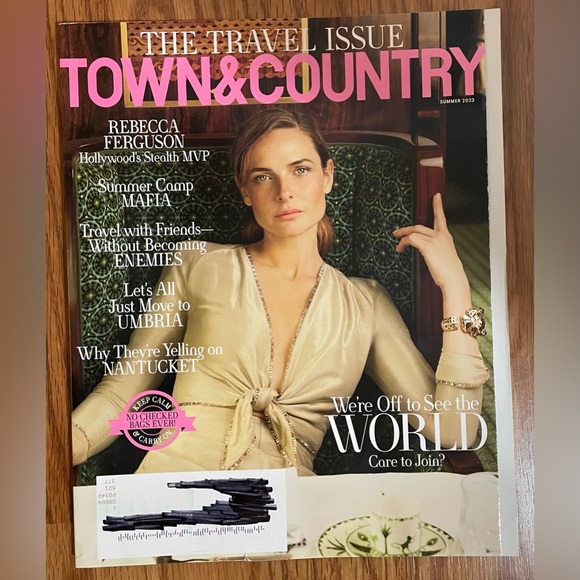 Town & Country Magazine Lot 9 Issues September 2022 - Summer 2023 - Picture 4 of 11